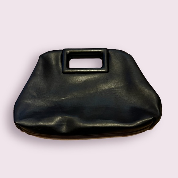 🚫SOLD🚫Express faux leather square handle clutch - Picture 2 of 5